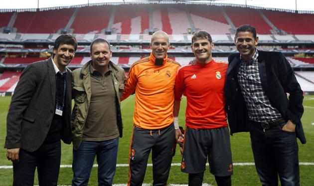 Рауль, Миятович, Зидан, Касильяс и Йерро перед финалом Лиги чемпионов с Атлетико, Getty Images