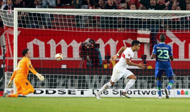 Дидави забивает второй мяч, Getty Images