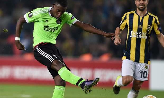 Рихедли Базур, AFP