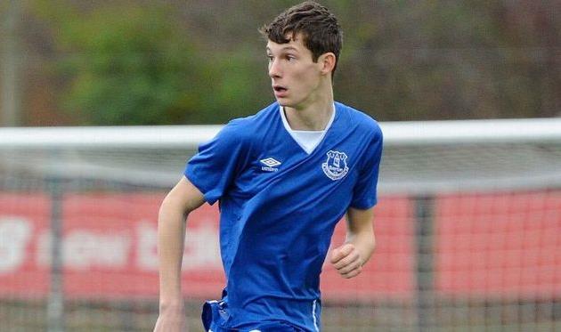 Мэттью Фаулдс уже в футболке Эвертона, espnfc.com