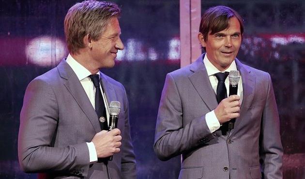 Филлип Коку (справа), ПСВ