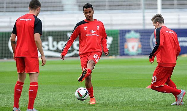 Аллан (в центре) на тренировке, Getty Images