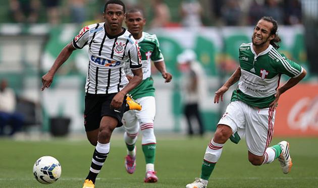 Элиас (слева), Getty Images