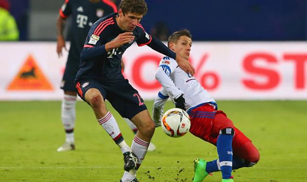 Томас Мюллер (слева), Getty Images
