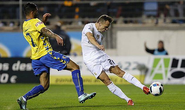 Денис Черышев (справа), getty images