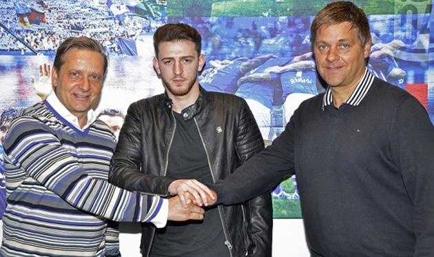 Альпер Адемоглу (в центре), Getty Images