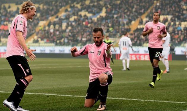 Джилардино празднует гол в ворота Карпи, Getty Images