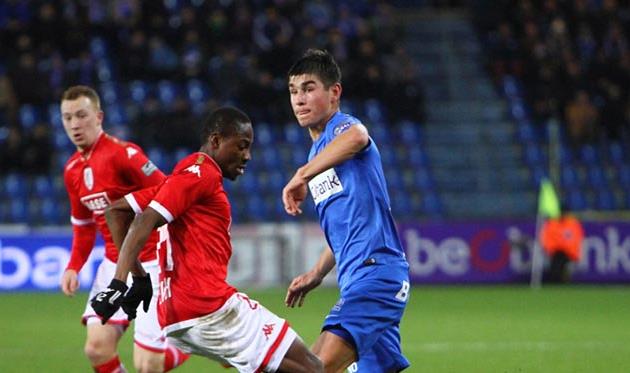 Руслан Малиновский (справа), krcgenk.be