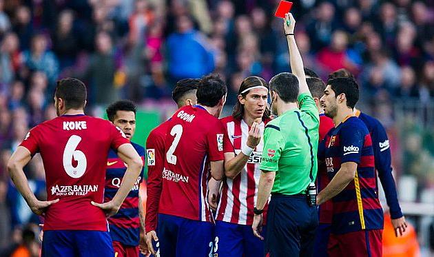 момент с удалением Филипе Луиса, getty images