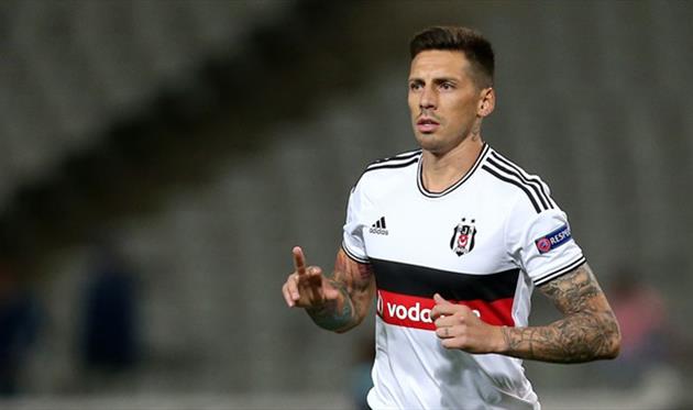 Хосе Соса, uefa.com