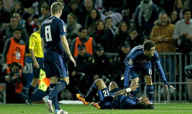 Марсело лежит, Marca