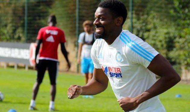 Абу Диаби, Twitter.com