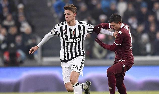 Даниэле Ругани (слева), ФК Ювентус