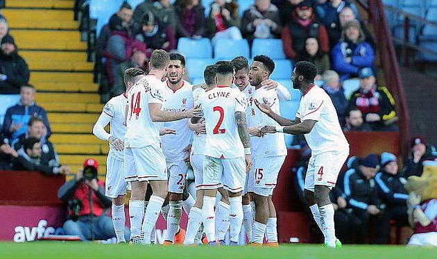 Игроки Ливерпуля празднуют один из голов, getty images