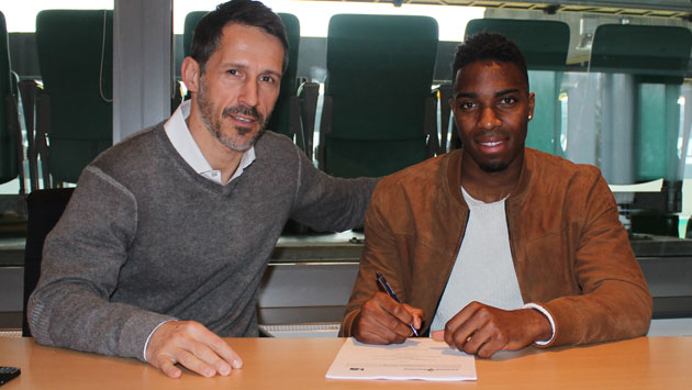 Улиссес Александр Гарсия Лопес (справа), ФК Вердер