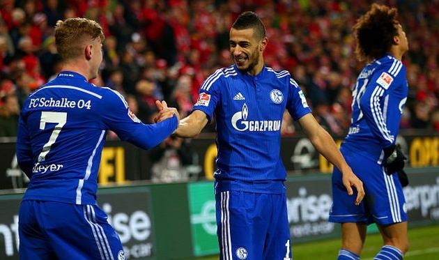 Юнес Бельханда (в центре), Getty Images