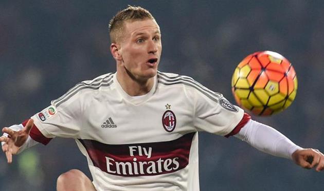 Иньяцио Абате, fourfourtwo.com