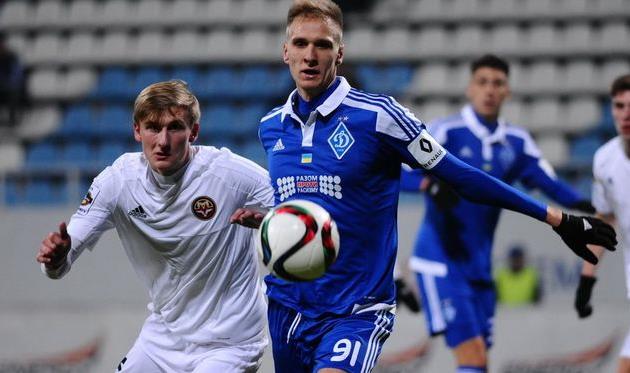 Семен Ключик (слева) в матче против киевского Динамо, Фото Ильи Хохлова, Football.ua