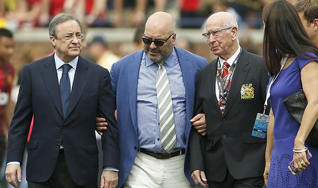 Флорентино Перес, Чарли Стиллиано и Бобби Чарльтон, Getty Images