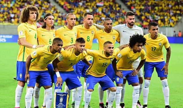 Бразильцы перед матчем с Уругваем, Getty Images