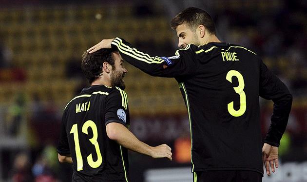 Хуан Мата и Жерар Пике, dailymail.co.uk