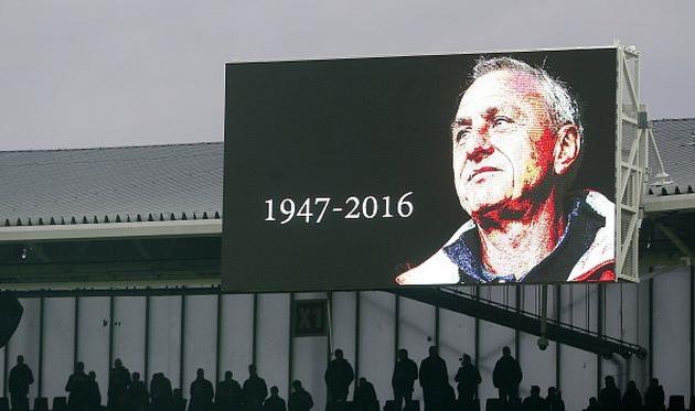 Эредивизи попрощалась с Круйффом, Getty Images