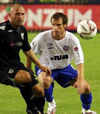 Флорин Чернат (справа)