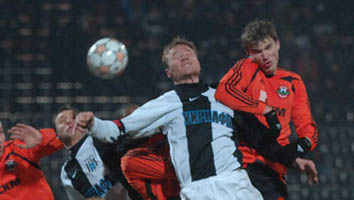 Против Шахтера 