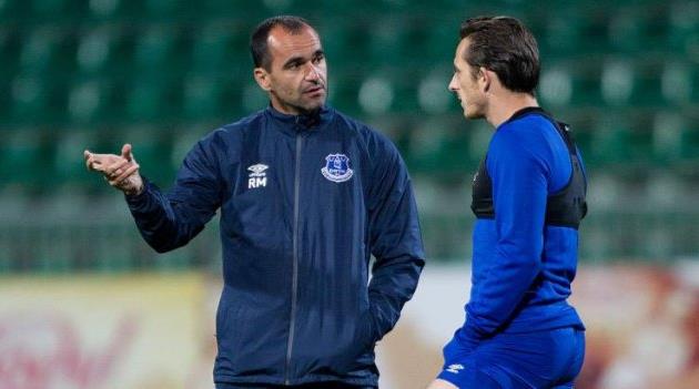 Мартинес и Бэйнс, fourfourtwo.com