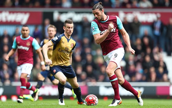 Герой матча - Энди Кэрролл, а также Лоран Косельни, Getty Images