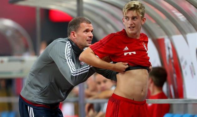 Андреас Корнмайер (слева), Getty Images