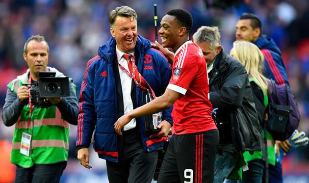 Луи ван Гаал и Антони Мартиаль, getty images