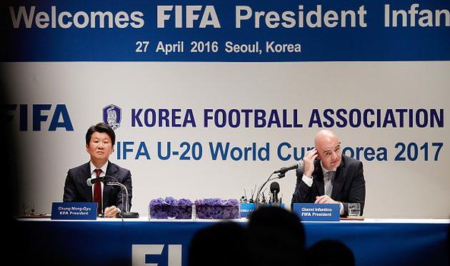 Инфантино вместе с президентом корейской федерации, Getty Images