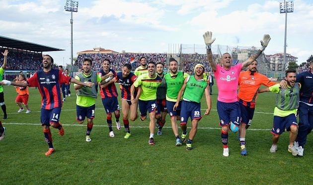 Ликование игроков Кротоне, Getty Images