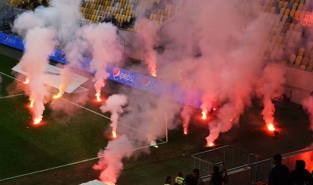 Вот как отреагировали фанаты Динамо на поведение Тараса Степаненко, Facebook