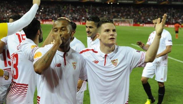 МАРИАНО (СЛЕВА), ФК СЕВИЛЬЯ