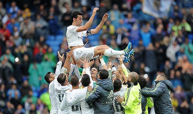 Вот так футболисты Реала прощались с Арбелоа, getty images