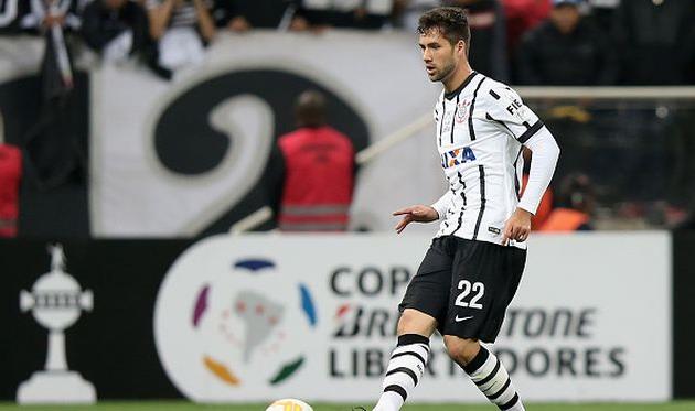 Защитник Коринтианса подтвердил предложение от Порту