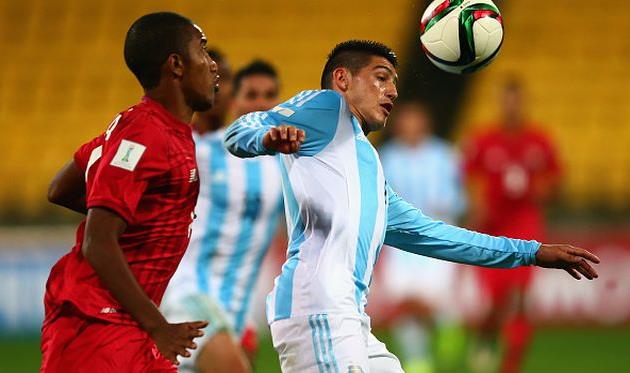 Кристан Эспиноза (справа), Getty Images