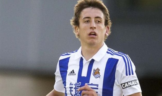 Автор победного мяча - Микель Оярсабаль