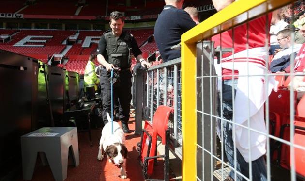 ОЛД ТРАФФОРД, SKY SPORTS