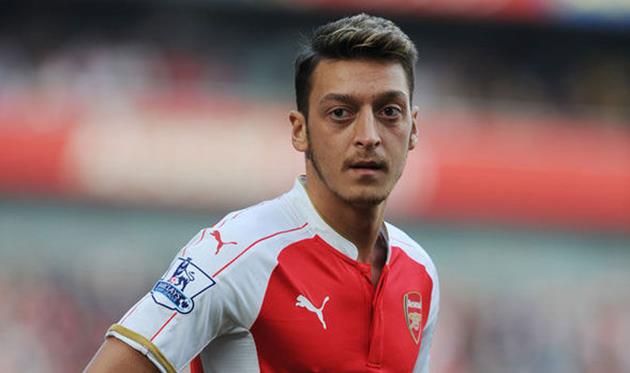 Месут Езил, express.co.uk