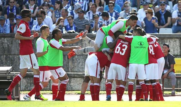 Радость футболистов Браги, getty images