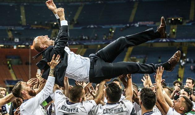 Пархающий Зинедин Зидан, getty images