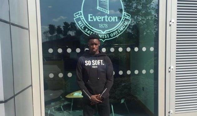 Бассала Самбу, Инстаграм игрока