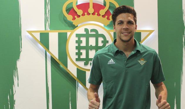 Жером Мартен - новичок Бетиса, realbetisbalompie.es