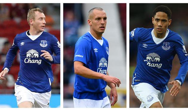 Слева направо - Тони Хибберт, Леон Осман, Стивен Пиенаар, evertonfc.com