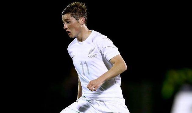 Победный удар с точки на счету Марко Рохаса, espnfc.com