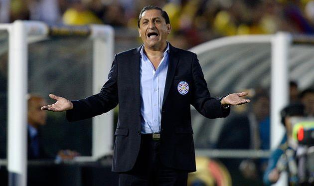 Парагвай расстался с главным тренером