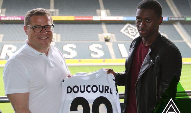 Мамаду Дукуре (справа), borussia.de